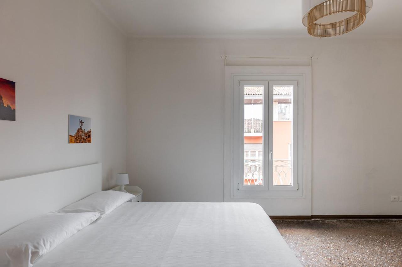 Alessandrini Apartment Alla Finestrella By Wonderful Italy ボローニャ エクステリア 写真